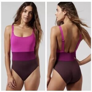Athleta Coastline Tricolor One Piece Swimsuit Size XXS